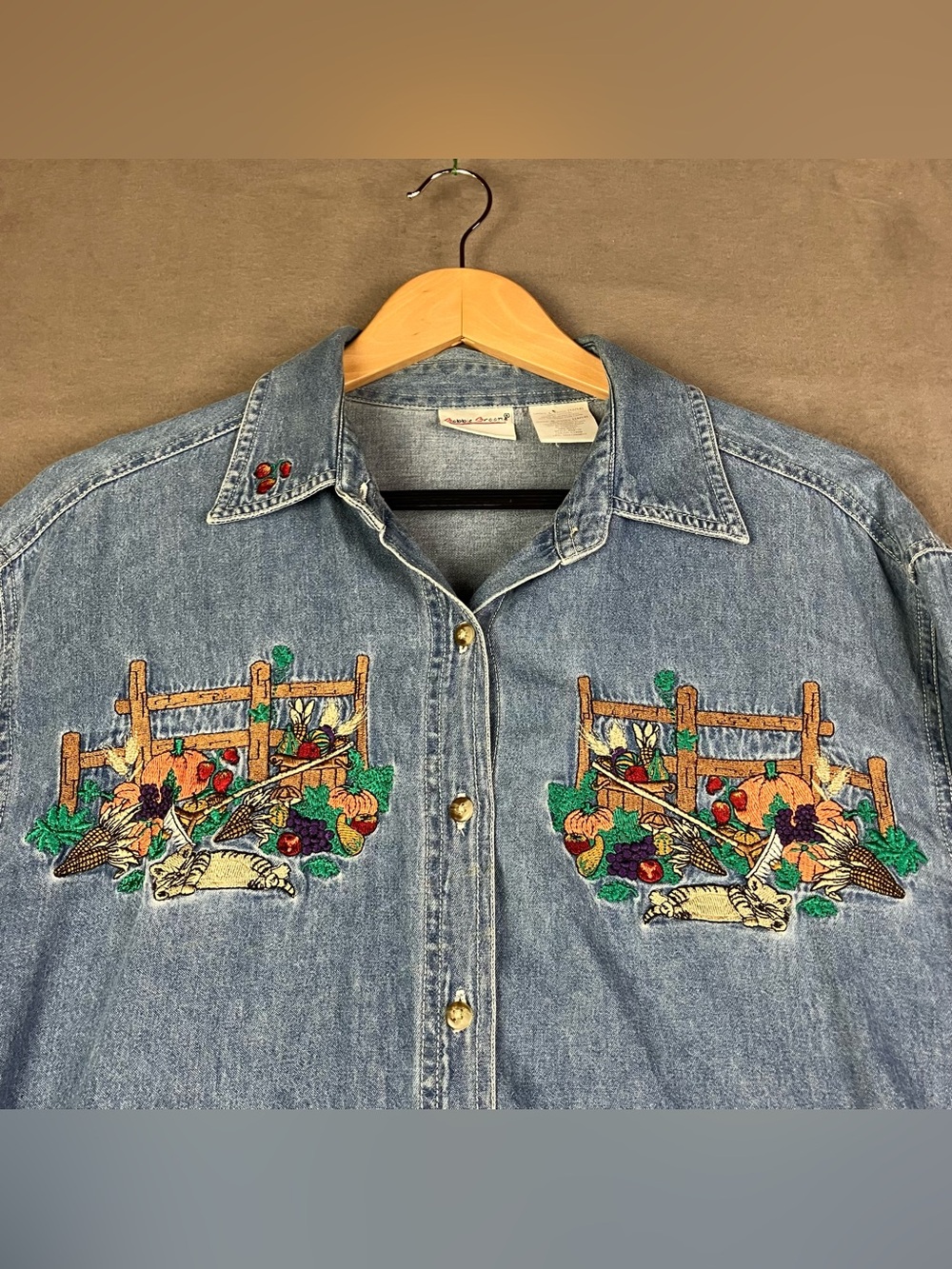 Vintage Bobbie Brooks Women’s Size L Denim Button Down Shirt Fall Farm Pumpkins.